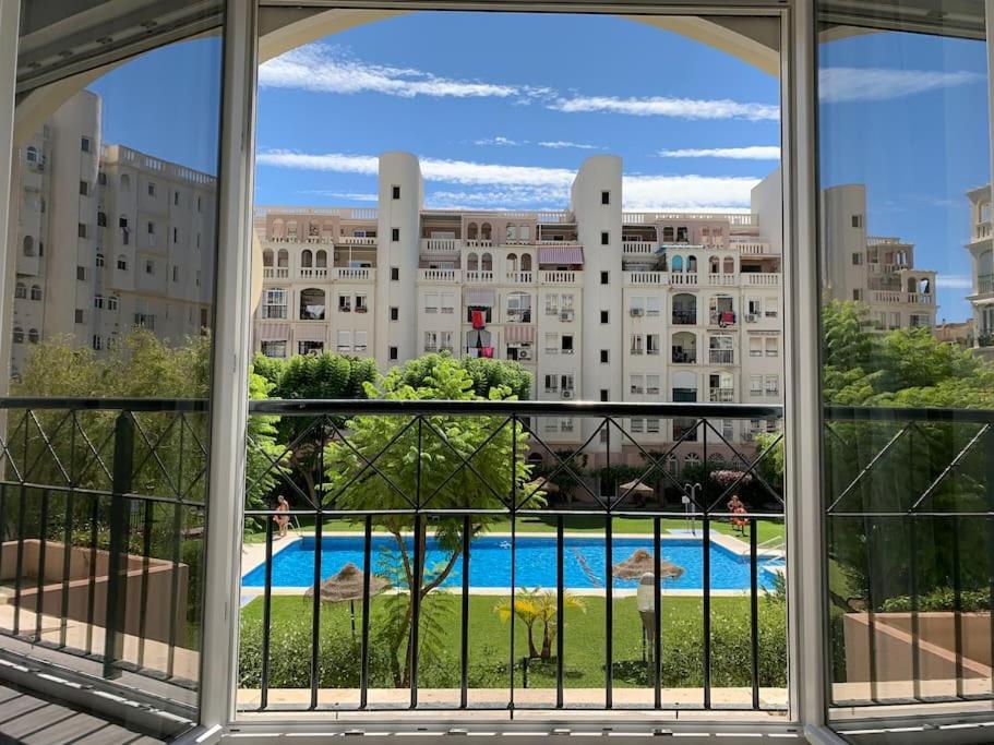 Apartamento Centro Torremolinos Con Parking Esterno foto