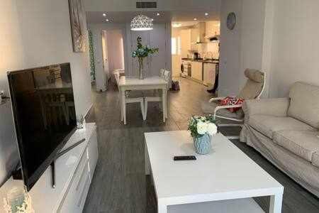 Apartamento Centro Torremolinos Con Parking Esterno foto